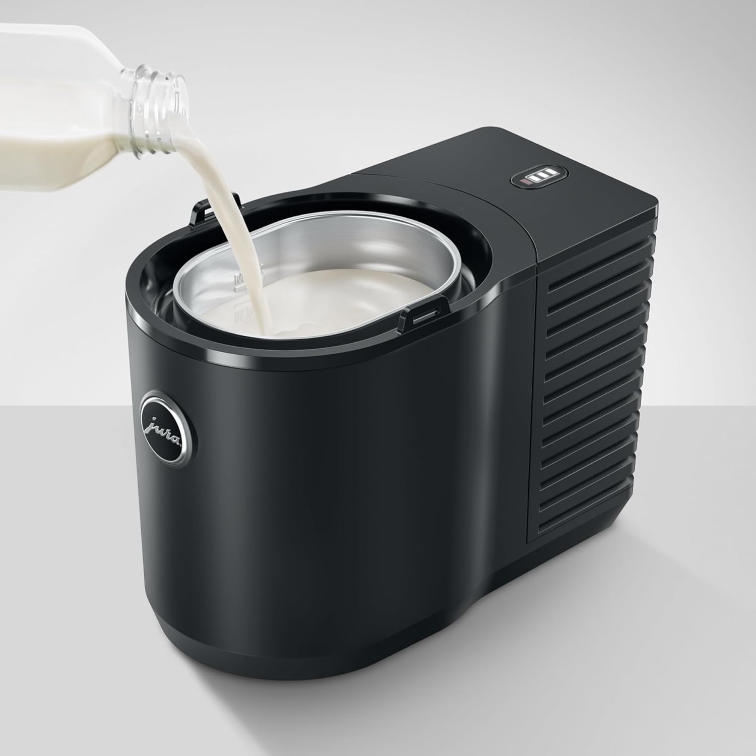 Jura cooled milk container